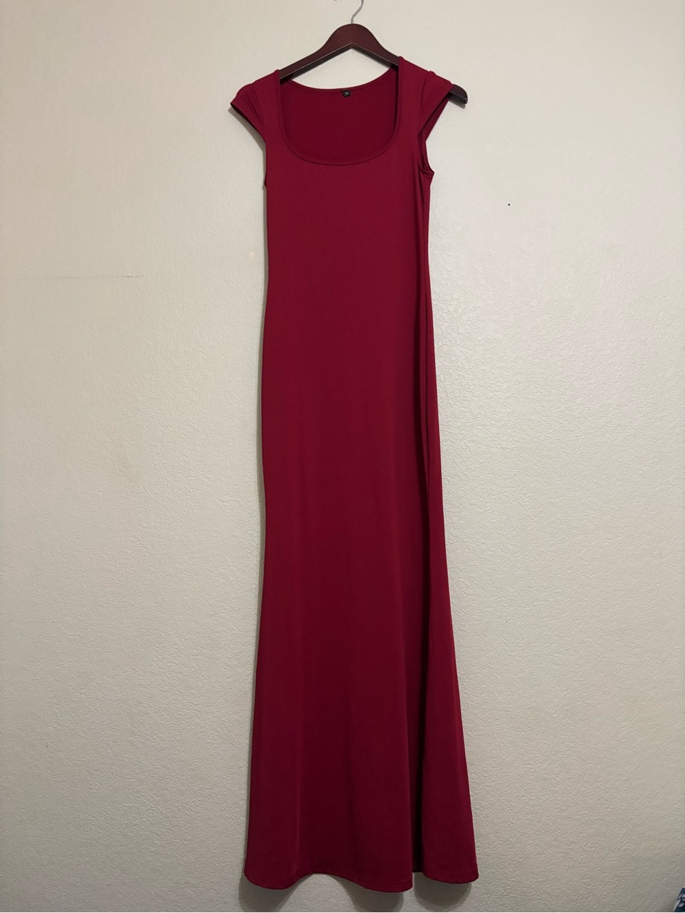 Classic Scoop Neck Maxi Dress